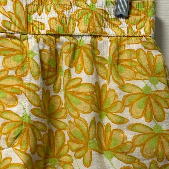 Zara Fully Lined Floral Shorts Size Large - Picture 10 of 11